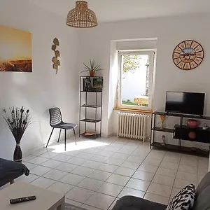 Location Maison 4 Hébergement de vacances Mael-Carhaix